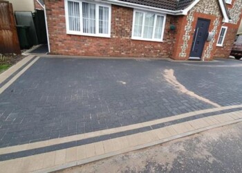 Block Paving Contractors Altrincham Block Paving Restoration In Altrincham Block Paving Installations In Altrincham Driveways Experts In Altrincham Paved Driveways contractors in Altrincham Paving contractors in Altrincham Driveway paving company in Altrincham Driveways contractors In Altrincham
