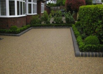 Gravel Driveways Contractors In Altrincham